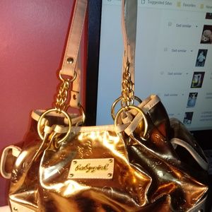 GOLD BABY GIRL HANDBAG WITH GOLD CHAINS